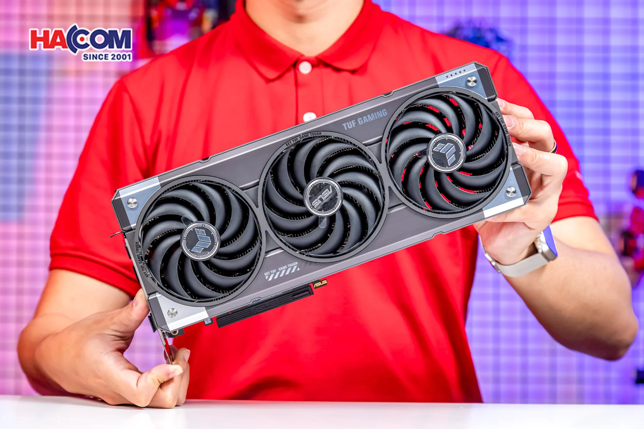 Card màn hình Asus TUF GAMING RTX 5070TI 16G GDDR7 OC