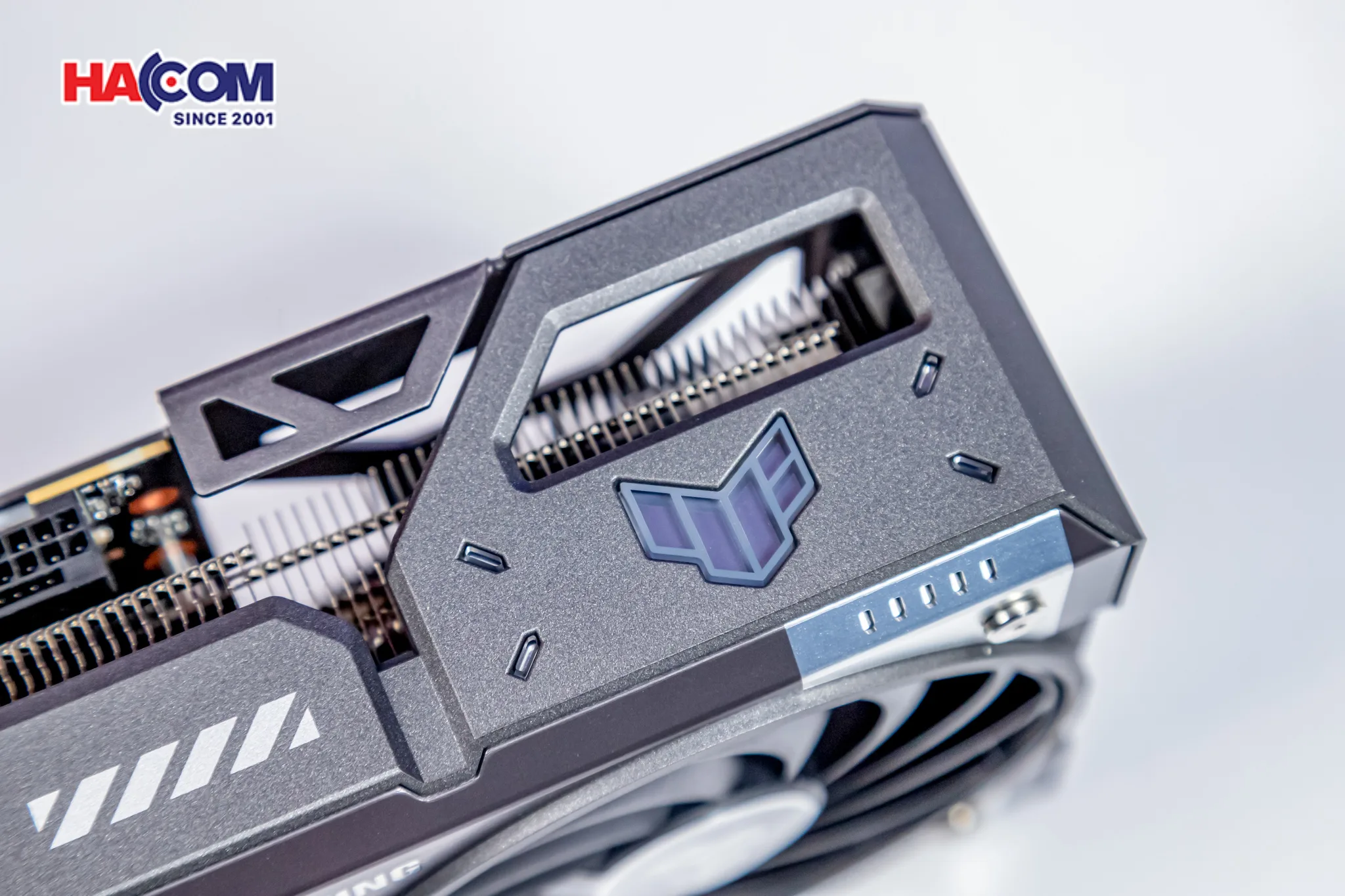 Card màn hình Asus TUF GAMING RTX 5070TI 16G GDDR7 OC